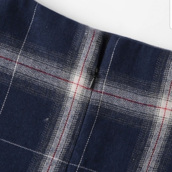 🥳LAST ONE(S)🥳BUY 1 GET 1 FREE PLAID MINI SKIRT - Picture 2 of 5